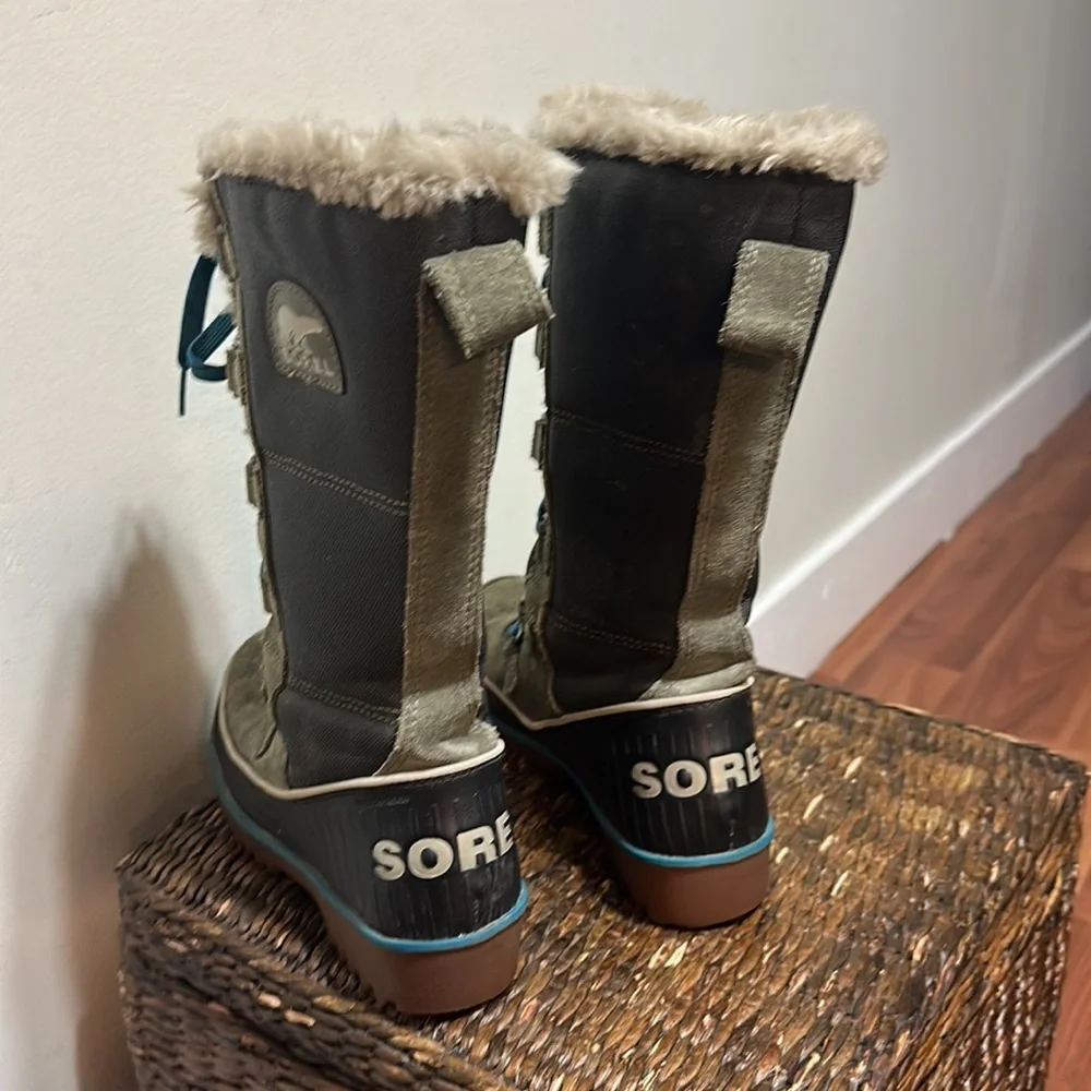 SOREL Suede Tivoli II Hiking Boots - Picture 8 of 10